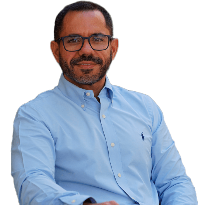 Soy Ivan Jordan, tu asesor de seguros de salud y taxes.